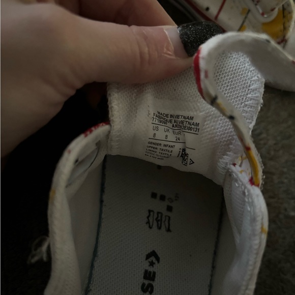2 Pairs of Kids Converse 8C - Picture 5 of 8